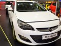 Opel Astra Astra J Sedan